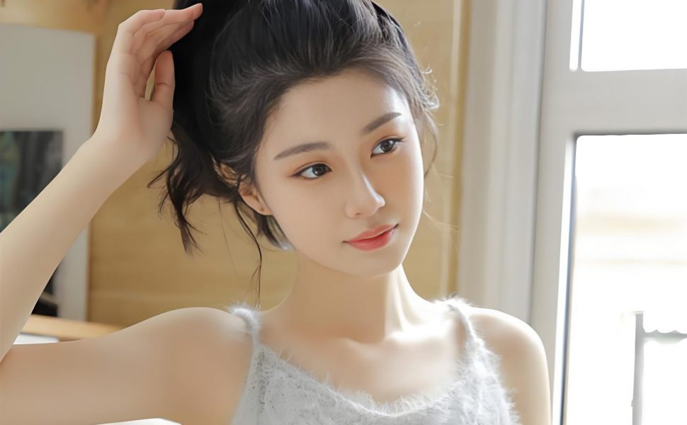河南襄阳发生快递员伤人事件：夫妻贪图小利以次充好，争执中遭刀刺颈