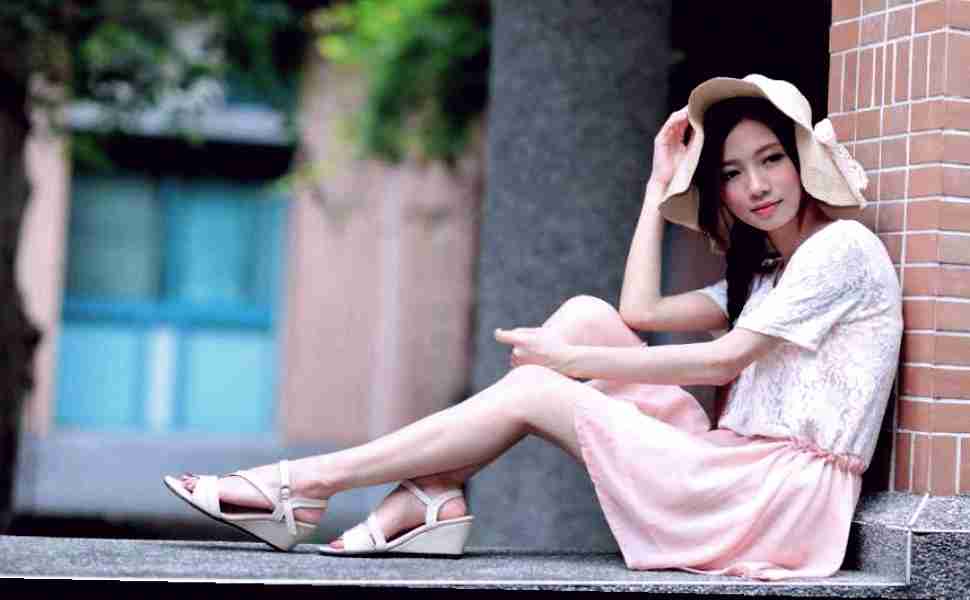 夫妻情感裂痕：一方赌气外寻，另一方谋划报复聚会，家庭矛盾升级