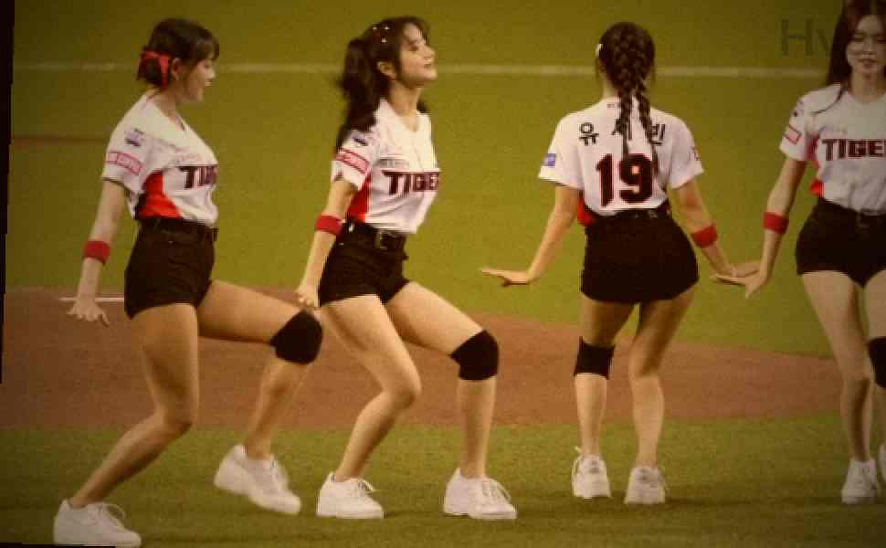 纯爱战士再破防：广西已婚女郑钰婷表面清纯背地捞，Angel天使哥晒铁证狠锤骗炮骗钱玩多线