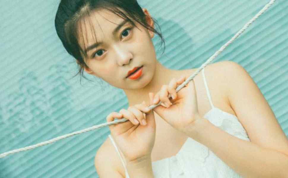 时间线复盘：四会机车女骑冯妮飞，从人设崩塌到杀猪盘真相大揭秘