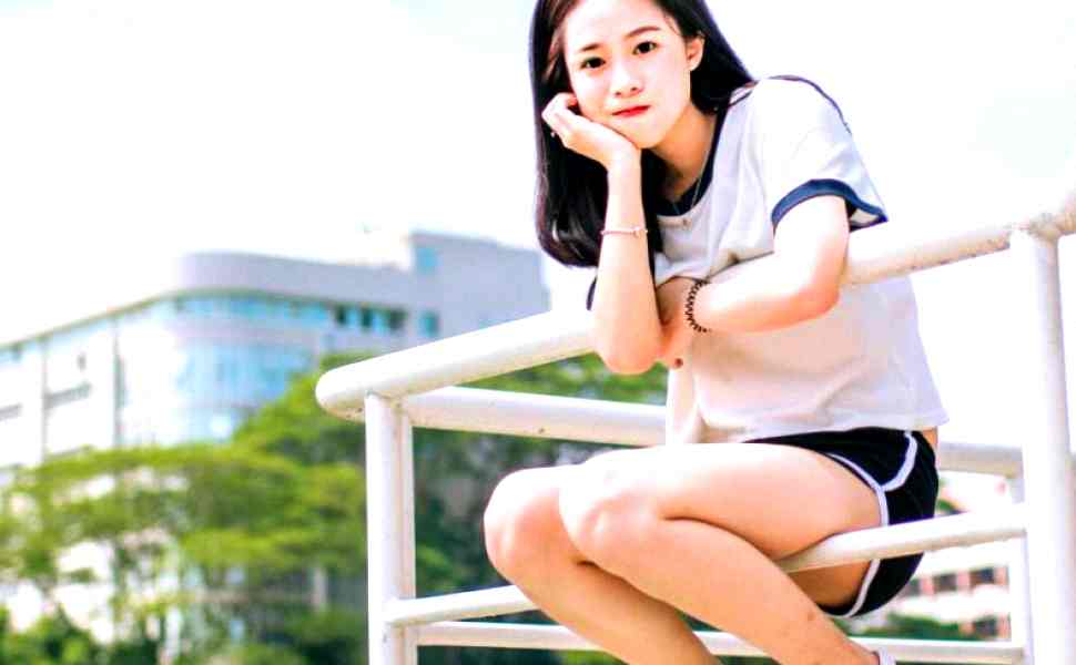 从社会视角看跨性别博主Sweetie_Fox：性别模糊现象引发的反思现场图2